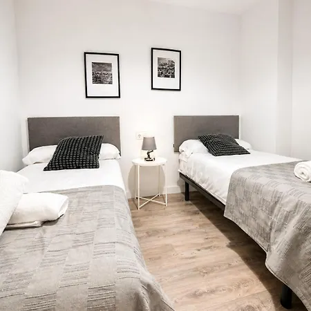 R2R - Amplio Y Moderno Apartamento - 1A108 公寓 *