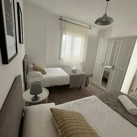 R2R - Amplio Y Moderno Apartamento - 1A108 希洪