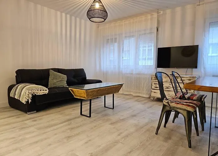 1a108 Amplio Y Moderno By R2r Consulting * Χιχόν